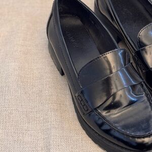 Old Navy Black Women's Loafers